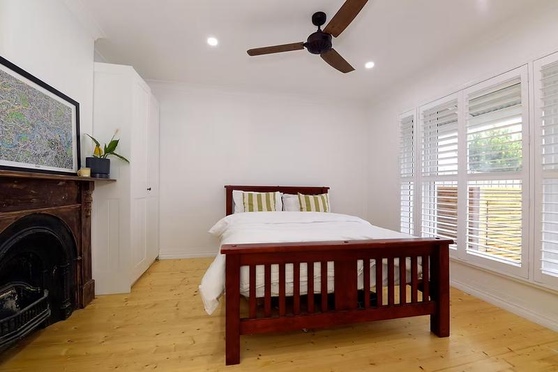Bedroom with ceiling fan