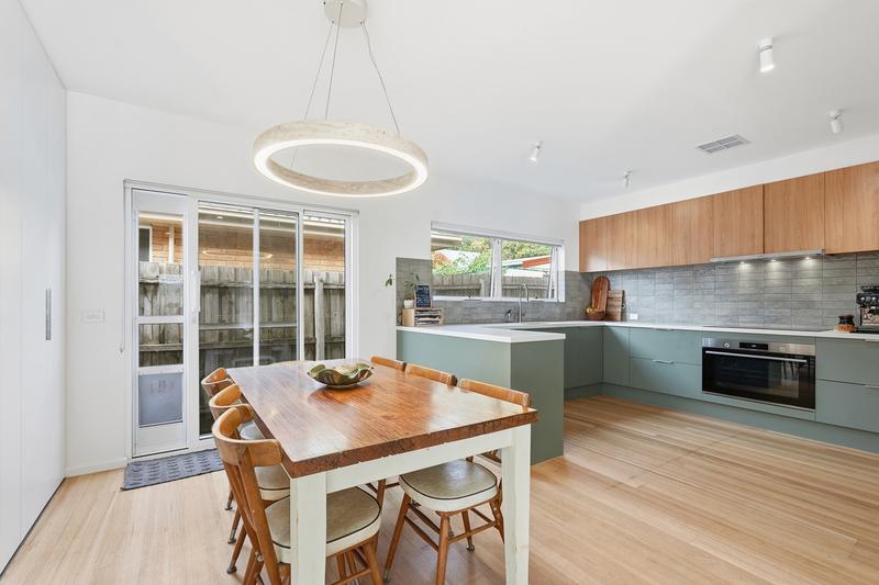 Dining, Kitchen area