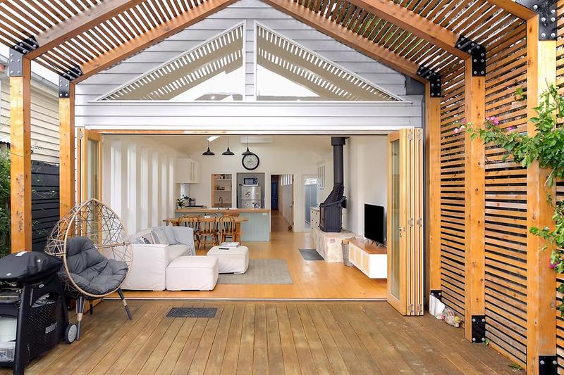 External deck area and patio doors