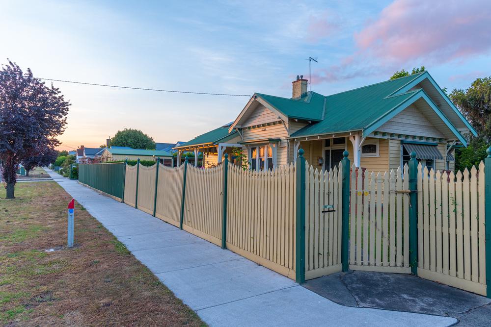 Melbourne house with land available to build a secondary living unit for AirBnb